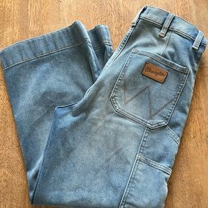 Wrangler high rise carpenter crop jeans